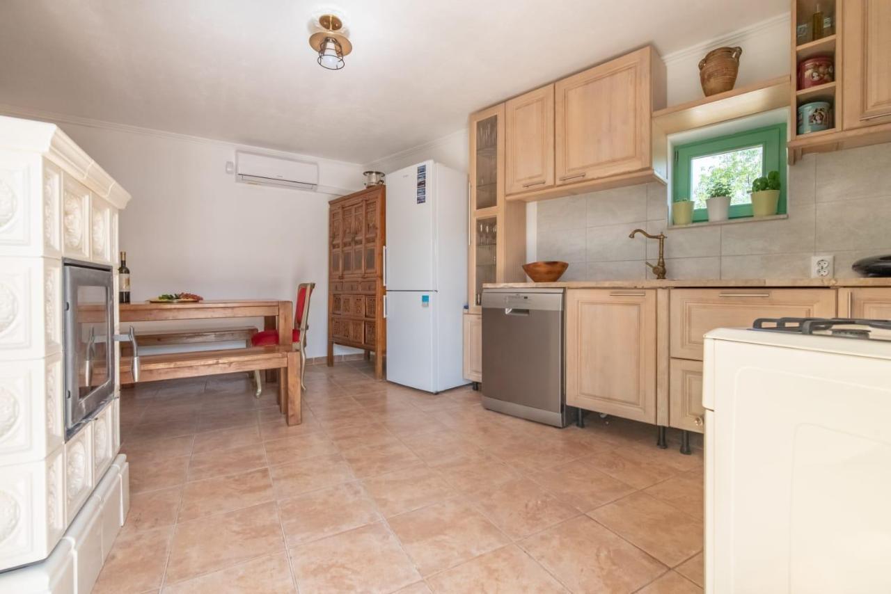 Villa Pristinus Krstatice Екстериор снимка