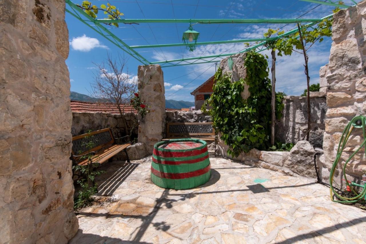 Villa Pristinus Krstatice Екстериор снимка