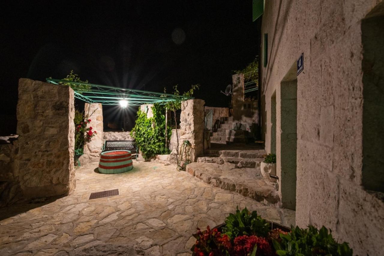 Villa Pristinus Krstatice Екстериор снимка