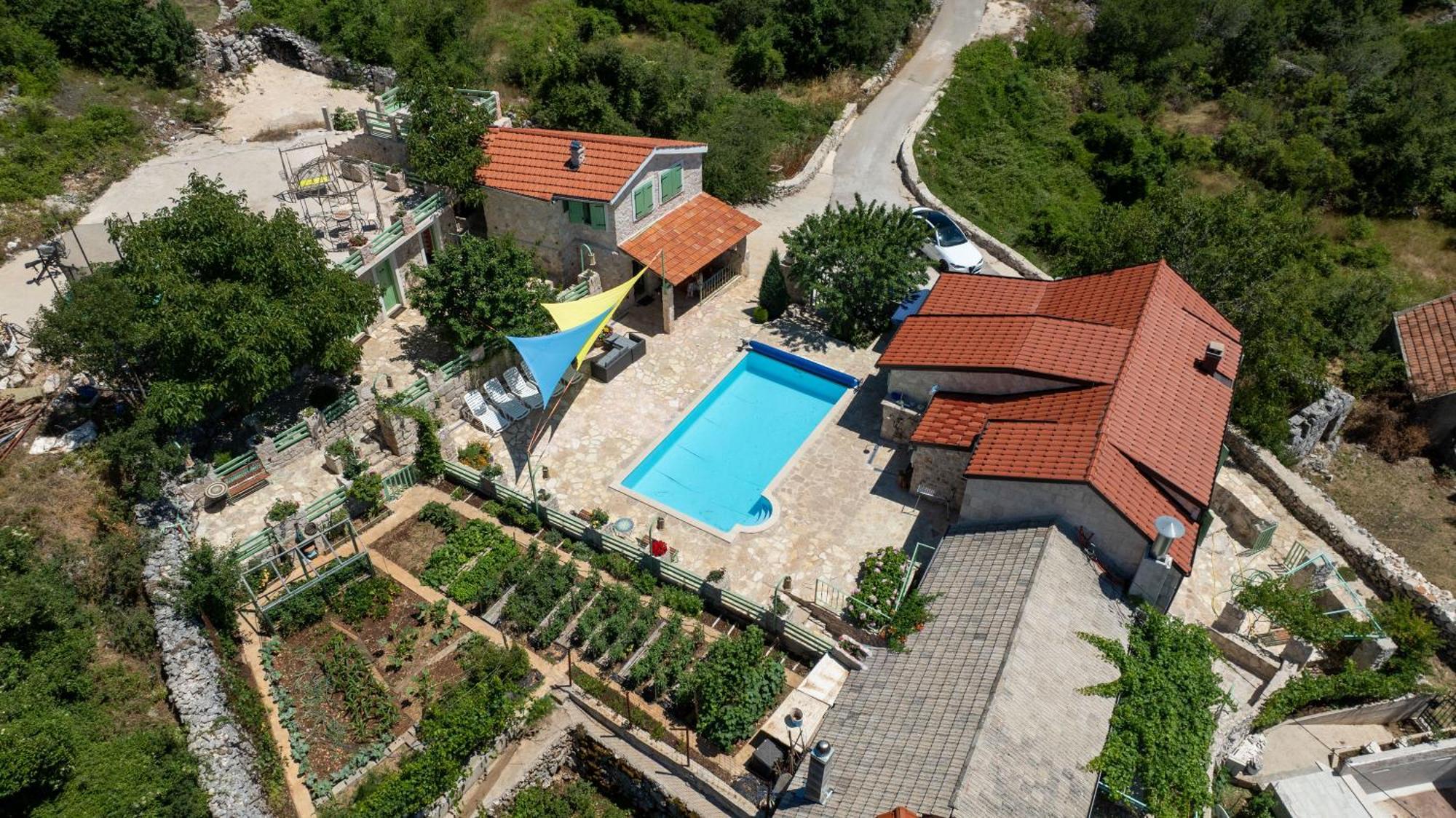Villa Pristinus Krstatice Екстериор снимка