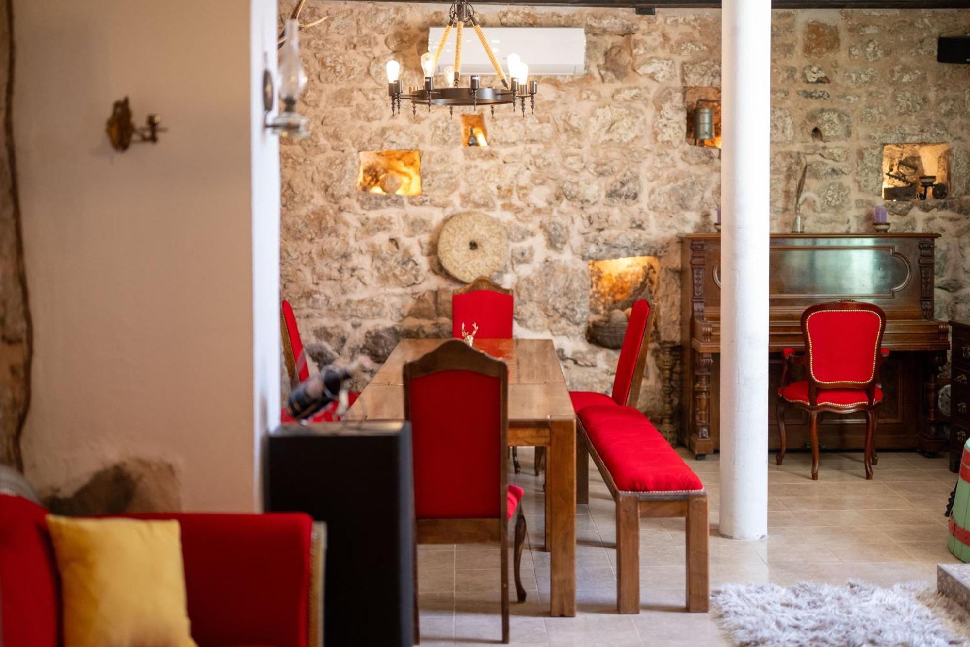 Villa Pristinus Krstatice Екстериор снимка